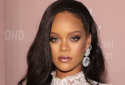 لماذا طالبت ريهانا دونالد ترامب بالتوقف؟