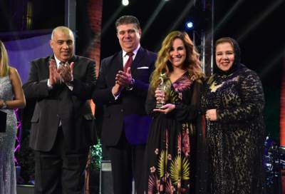 بالصور .. تكريم نجوم الفن والمشاهير فى حفل نايل دراما