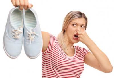 العلاجات المنزلية لرائحة القدم الكريهة