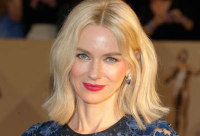 ناعومي واتس تشارك في مسلسل "لعبة العروش" وتتحدث عن مفاجأة "مذهلة"