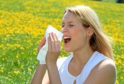 اتبعي هذه النصائح لحماية نفسك من حساسية الربيع 