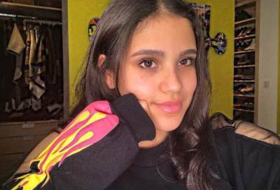 بالفيديو .. أبنة الهضبة تثير الجدل بأغنية أجنبية