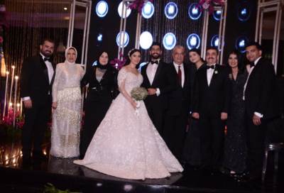 بالصور .. محمود الليثى يشعل زفاف عمر موسى ومى صلاح