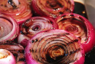 فوائد البصل المشوي ..  تعرفى عليها