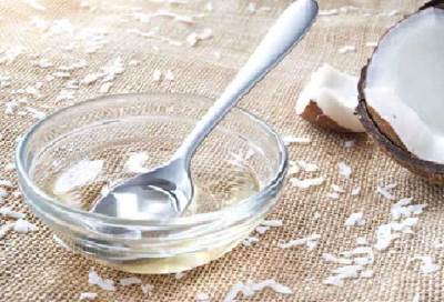 هل زيت جوز الهند جيد لبشرتك؟