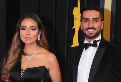 بالفيديو .. ايقاف "محمد الشرنوبي" عن الغناء بسبب سارة الطباخ