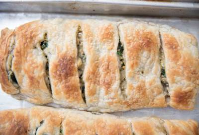 طريقة عمل فطيرة السبانخ والمشروم بمذاق رائع..!