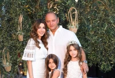 بالصور  .. انهيار نانسي عجرم  زوجها يقتل حرامي حاول سرقة منزلهم فى لبنان