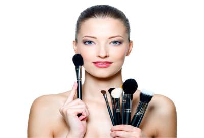 نصائح لتطبيق مكياج مثالي على بشرتك الجافة