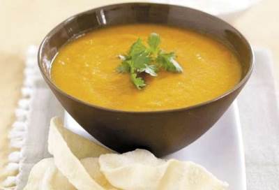 الشتا بيحب الأكـل والدفء .. إليكِ بعض الأكلات التى تعزز جسمك بالطاقة وتشعرك بالدفء..!