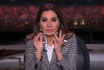 بالفيديو .. بسمة وهبة تهدد لاعب كرة مش هنشر "صورتك الفاضحة"