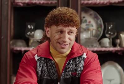 أحمد مكي يبدأ عرض حزلقوم فى السعودية