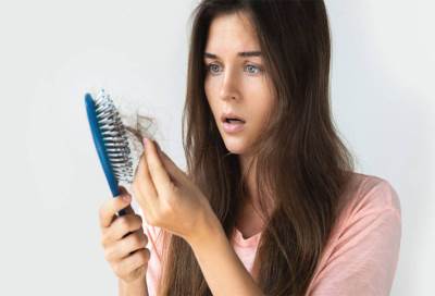 عالجي تساقط شعرك بهذه الوصفة