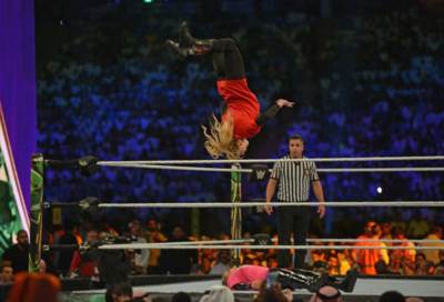 تفاصيل المصارعة النسائية المزمع إقامتها في السعودية