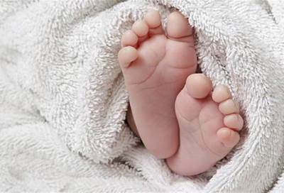 وفاة أول رضيع جراء كورونا فى أمريكا