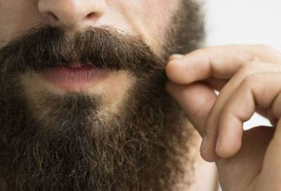 هل يجب حلق شعر الذقن والشاربين لتفادي عدوى كورونا؟