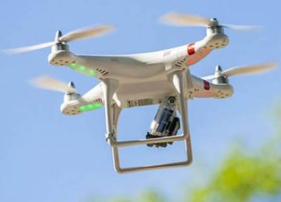 لدواعي كورونا .. مطعم أسترالي يستخدم طائرة في طلبات الدليفري..!