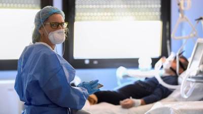 بروتين بالدم قد يحدد أى من مرضى كورونا يحتاج أجهزة التنفس الصناعى .. إليكِ التفاصيل