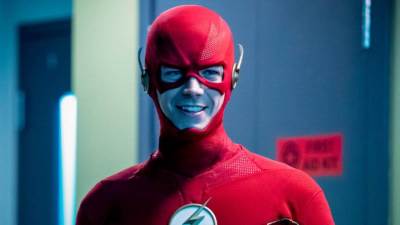 إيقاف المفاوضات على موسمين جديدين من The Flash .. تعرفي على السبب!