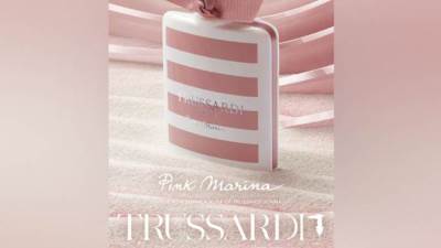 اذهبي في رحلة وردية رومانسية مع نسمات عطرك الجديد Trussardi Donna Pink Marina