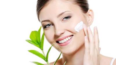 ماسك الكولاجين لإخفاء علامات الشيخوخة