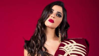 شاهد .. رانيا منصور بدون مكياج