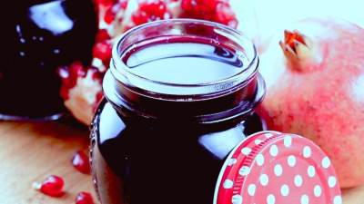 فوائد دبس الرمان المذهلة..!