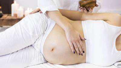 هل يساعد المساج بعد الولادة على التعافى وتخفيف التوتر والألم؟