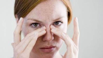 ملعقة واحده تخلصِك من التهاب الجيوب الأنفية في ثواني..!