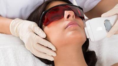 كل ما تريد معرفته عن شد الجلد بالليزر!