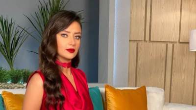 رضوى الشربيني تتألق بالأبيض والأسود