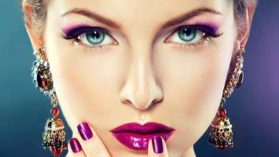 أفضل ألوان المكياج للعيون الخضراء