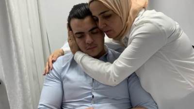 بالفيديو .. منى عبد الغني تدافع عن ابنها بعد اتهامه بسرقة سيارة هيثم زكي