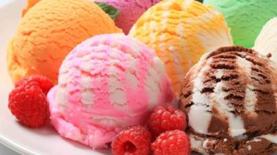 طريقة تحضير الأيس كريم في المنزل بمذاق لايقاوم..!