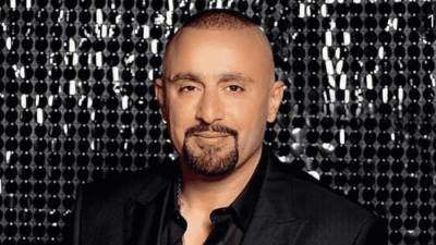 بالفيديو .. السقا ورمزى وسامر المصرى يغنون "كيفك أنت" للنجمة فيروز