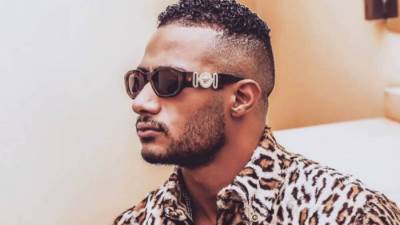 بالفيديو  .. محمد رمضان يهزم حيوان اللايجر في شد الحبل