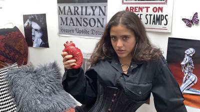 بالفيديو .. هكذا احتفلت ابنة عمرو دياب بالهالوين