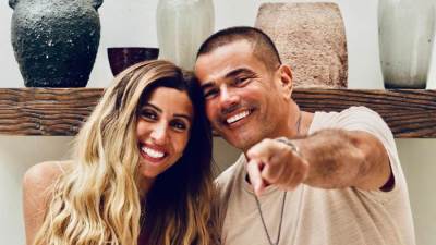 خناقة.. انفصال .. طلاق .. ماذا يحدث بين عمرو دياب ودينا الشربيني