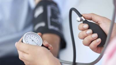 كيف يؤثر ارتفاع ضغط الدم على حالتك المزاجية وصحتك النفسية؟