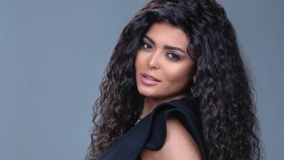 بالفيديو .. أسماء جلال عن زيادة وزنها "بحب شكل المحشي"