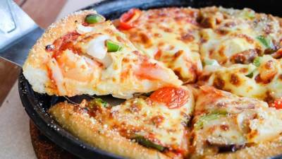 طريقة عمل بيتزا صيامي في المنزل