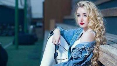 فيديو| الجمهور يطارد هنا الزاهد.. سر انتقادها في مهرجان نجم العرب