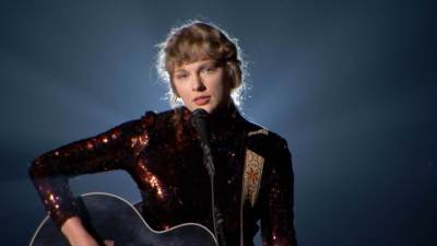 ألبوم تايلور سويفت يحقق مليون نسبة مبيعات في وقت قياسي .. تعرفي على التفاصيل