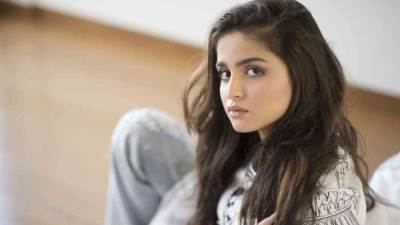 شاهدي .. وثيقة لحلا الترك تفضح المستور