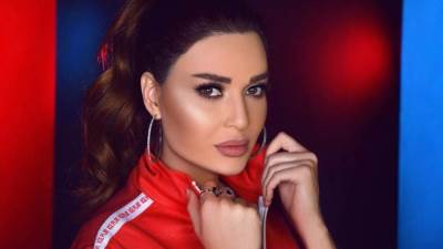 سيرين عبد النور تبرز أنوثتها بفستان أسود جذاب