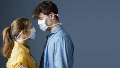 هل الإفرازات المهبلية والسائل المنوي في العلاقة الجنسية تنقل كورونا؟