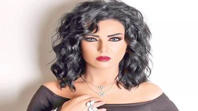 صفاء سلطان ترد على متابع وصفها بـ"المجرمة" بسبب حديثها عن "زواج القاصرات"