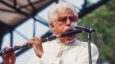 الالتهاب الرئوي ينتصر على أسطورة السالسا معلنًا رحيله عن أرض الواقع