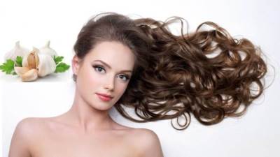 3 وصفات منزلية لاستخدام الثوم لشعرك .. جربيها