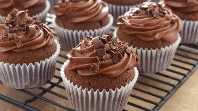 طريقة عمل كب كيك البندق والنوتيلا